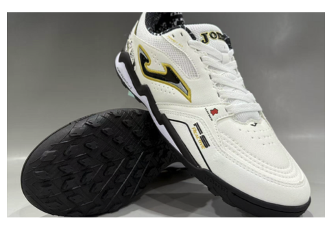 37. Joma TF – Blanco/Negro